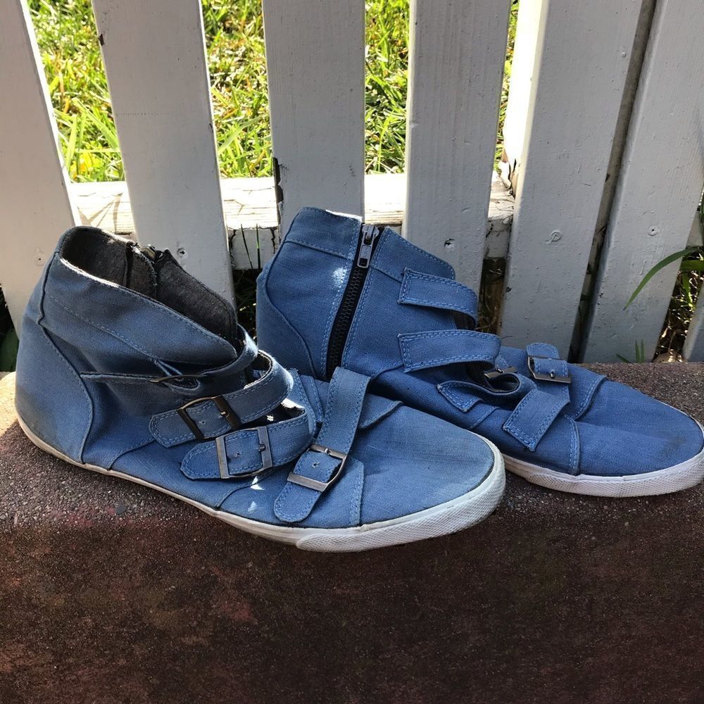 Aldo - Picture 2 of 8